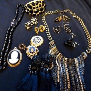 Black and gold tone jewelry lot